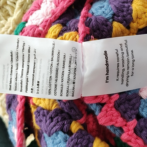 New FARM RIO Crochet Flutter Sleeve Top Size S - Picture 12 of 14